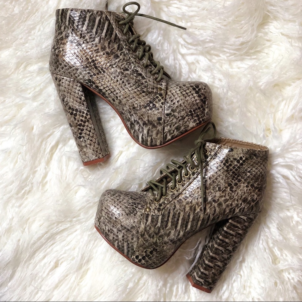 SNAKE PRINT PLATFORM BOOTS